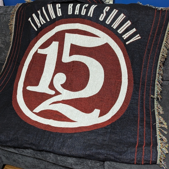 Taking Back Sunday VIP Bundle (Blanket & Coasters) - Picture 1 of 2